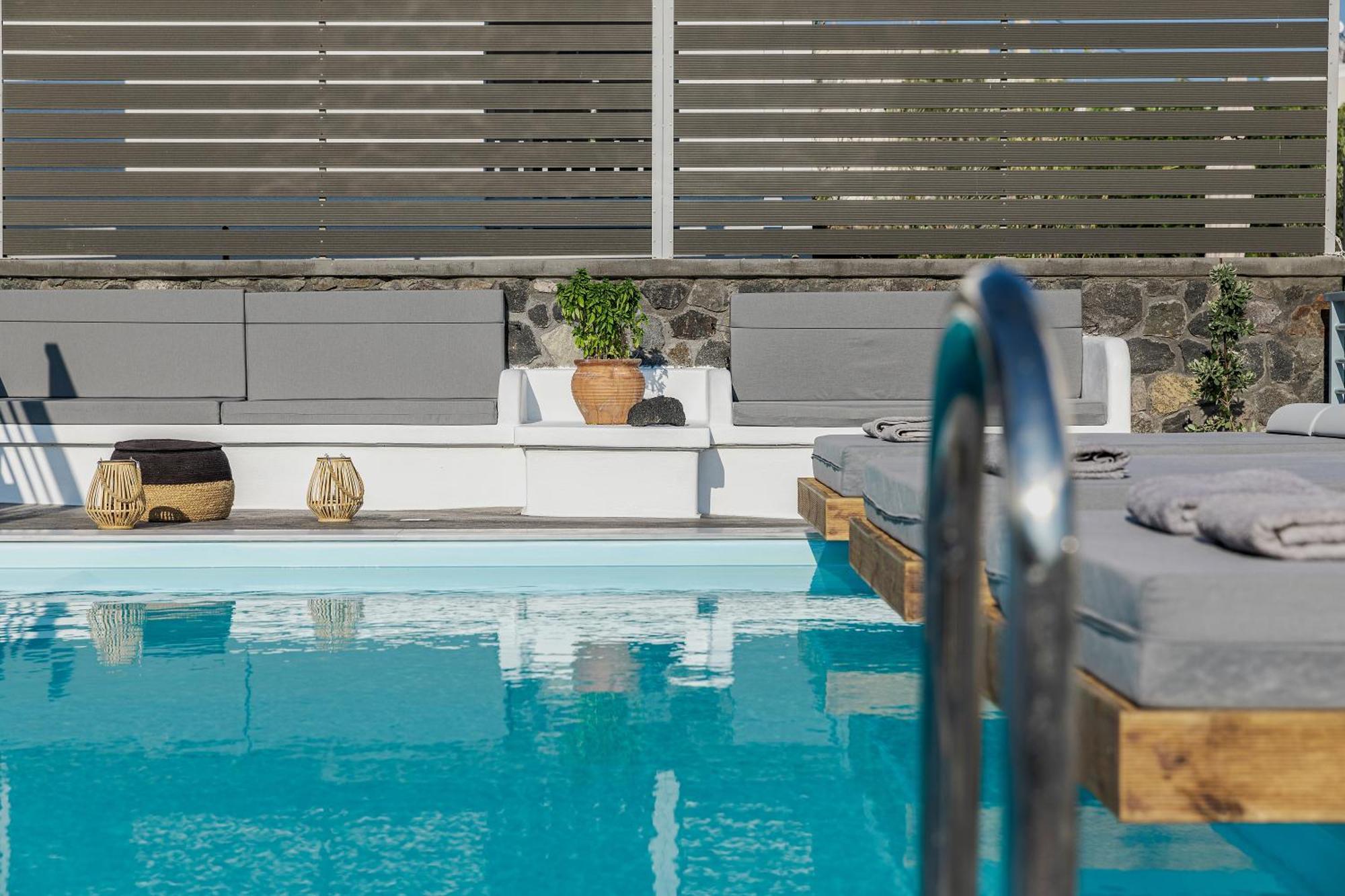 Blackstone Luxury Suites Emporio  Exterior photo